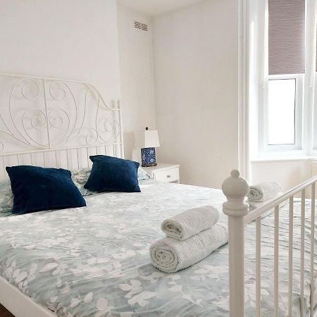 Cosy Central Canterbury - Modern Victorian ภายนอก รูปภาพ
